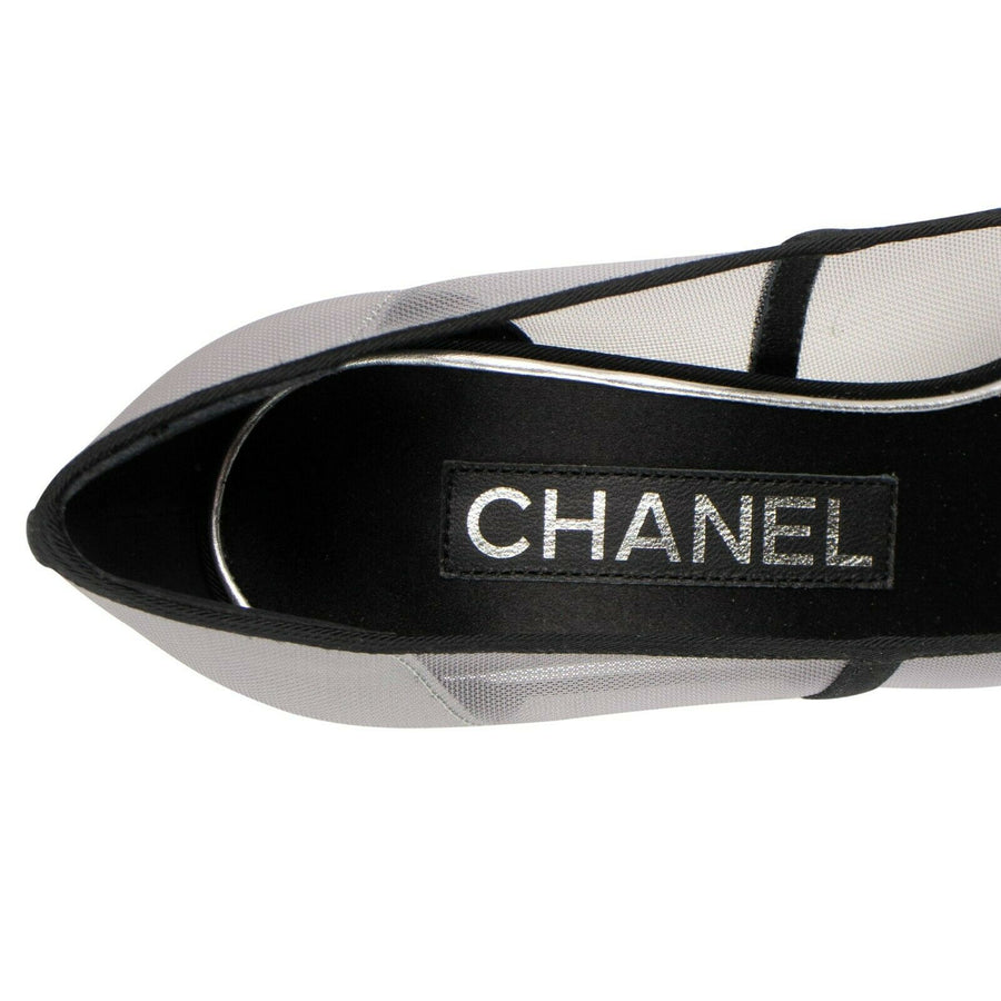 Chanel Mesh And Grosgrain Flower Cap Toe Pumps - Gray