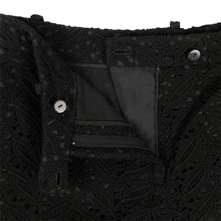 Floral Embroidered Lace Shorts - Black