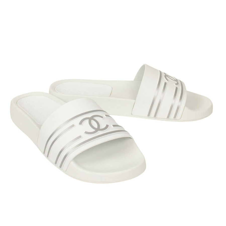 Stripe Logo Pool Slides - White / Silver