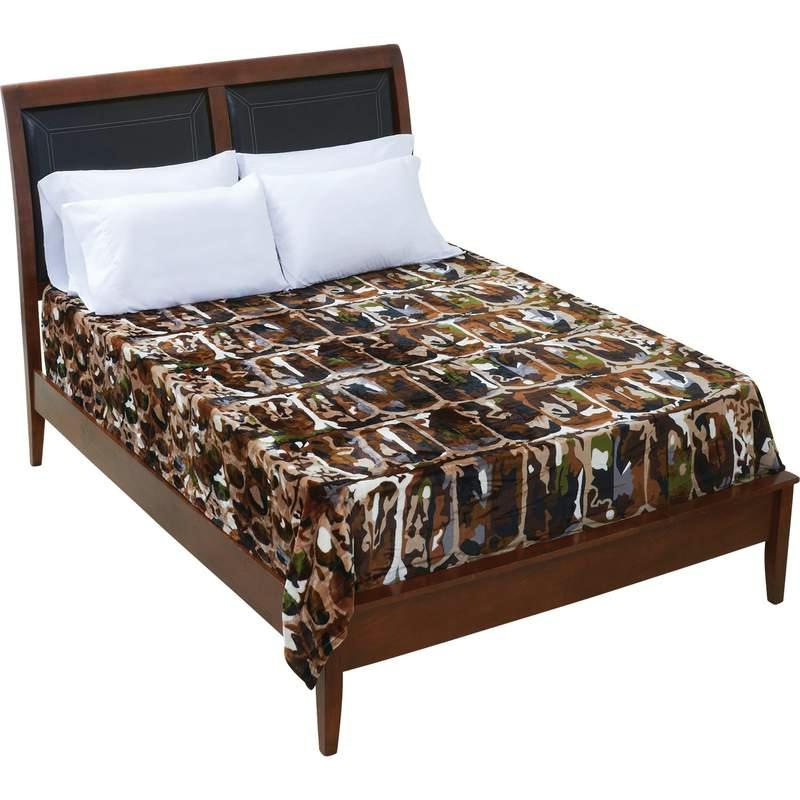 Bullgator¬Æ Camo Fleece Blanket