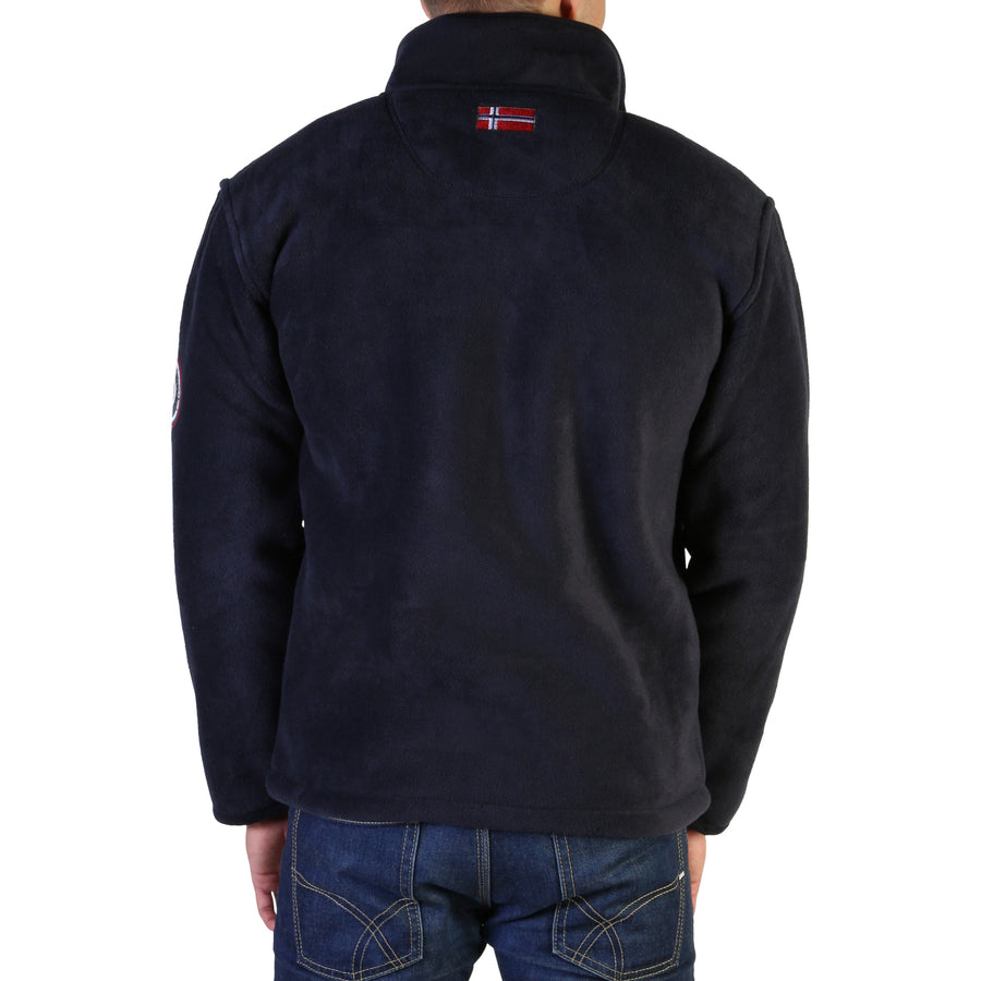 Geographical Norway - Usine_man_navy-dgrey