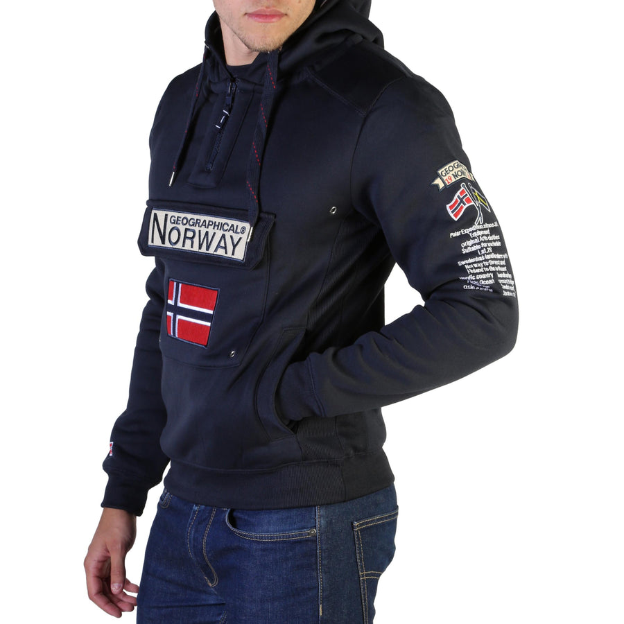 Geographical Norway - Gymclass007_man_navy