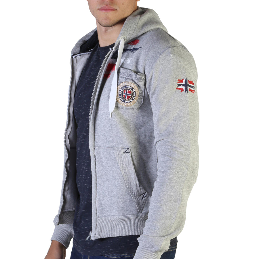 Geographical Norway - Fespote100_man_blendedgrey