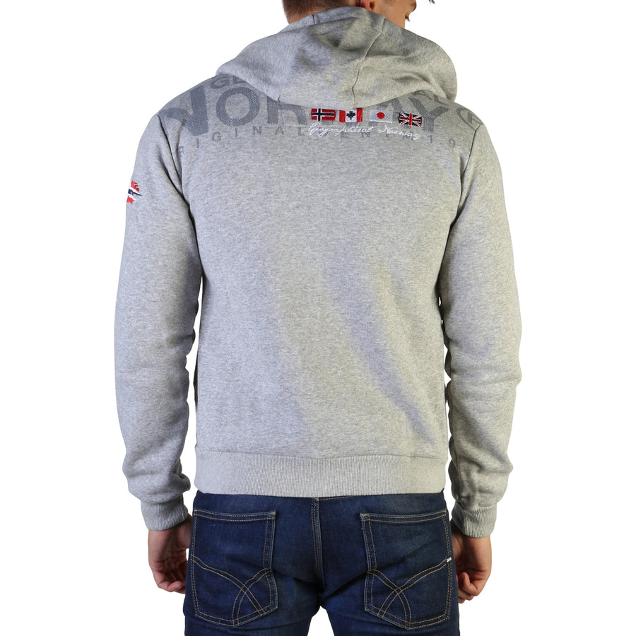 Geographical Norway - Fespote100_man_blendedgrey