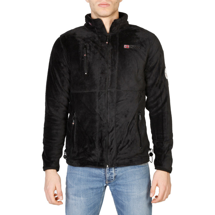 Geographical Norway - Upload_man_black