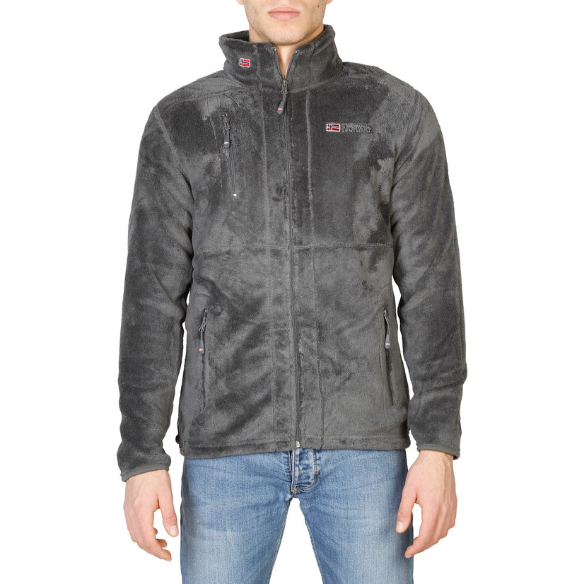 Geographical Norway - Upload_man_darkgrey