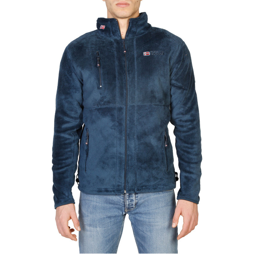 Geographical Norway - Upload_man_navy