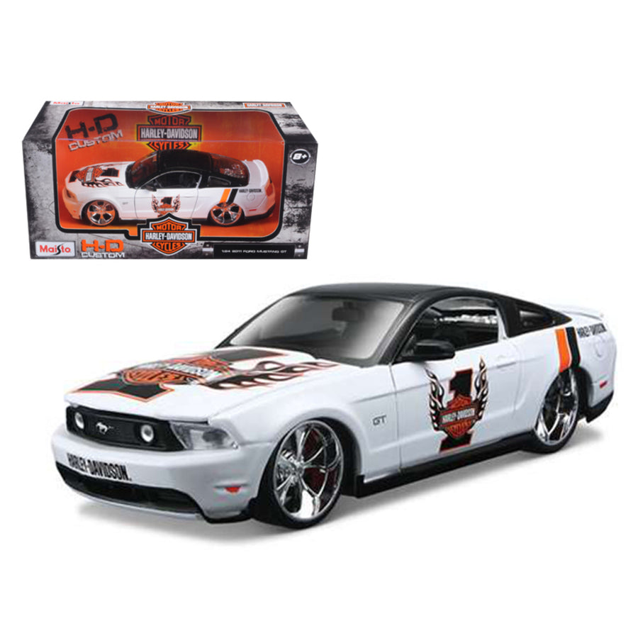 2011 Ford Mustang Gt White #1 Harley Davidson 1/24 Diecast Model Car By Maisto 32170w