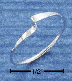 Sterling Silver Wire Wave Ring With Center Twist