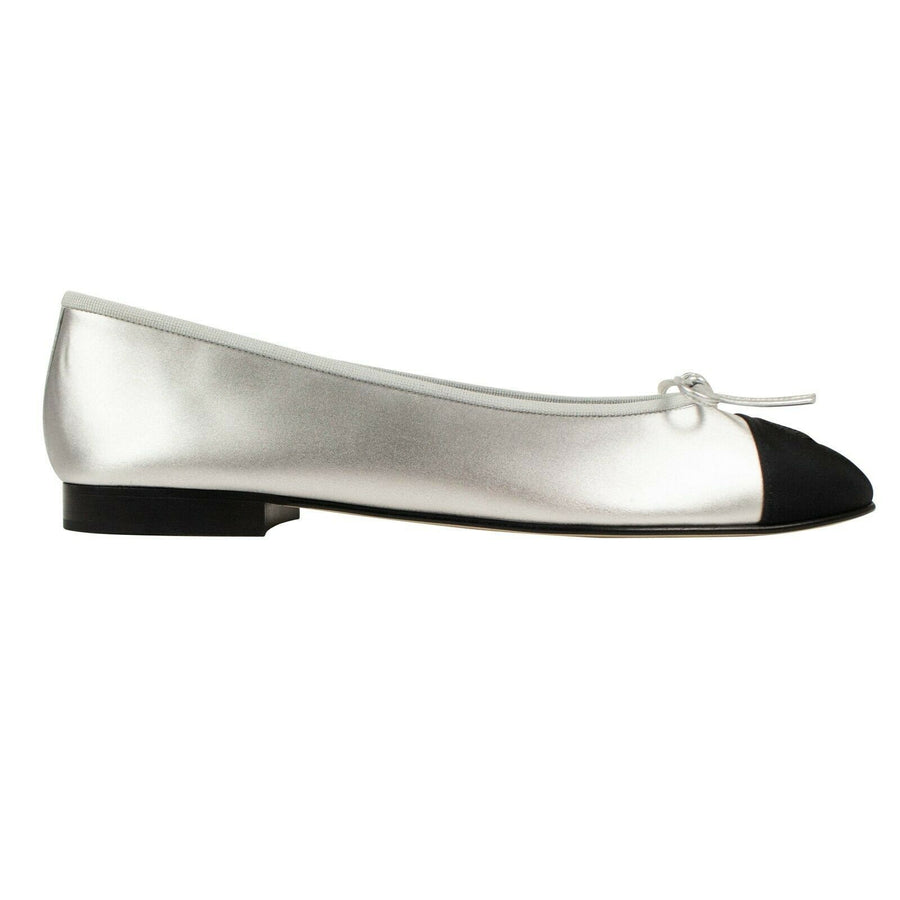 Laminated Goatskin And Grosgrain Ballet Flat - Silver / Black