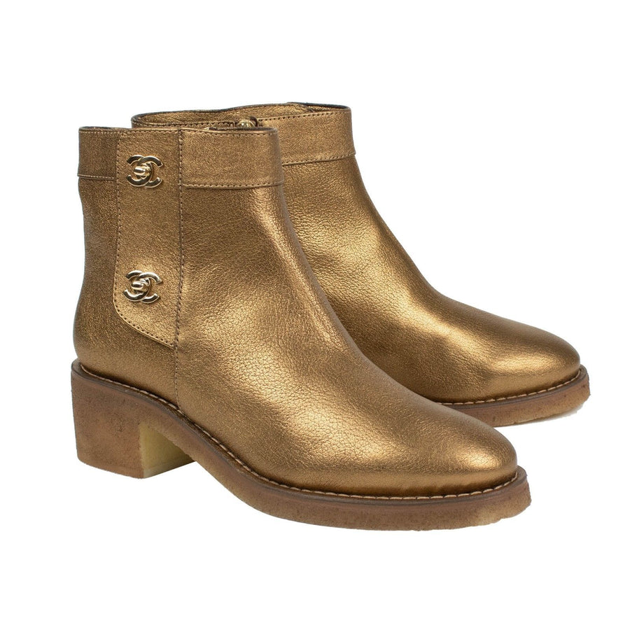 Lambskin Leather Turnlock Short Boots - Gold