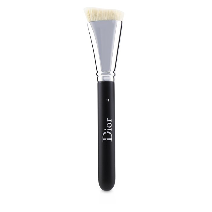 Dior Backstage Contour Brush 15 - -