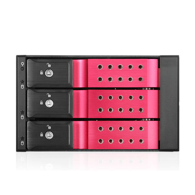 iStarUSA BPN-DE230HD-RED 2x5.25 to 3x3.5 12 Gb/s Rack Red