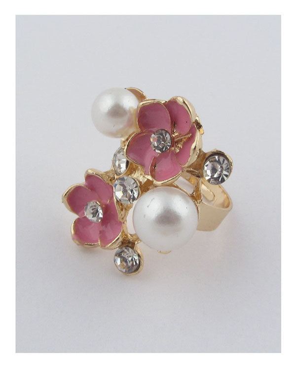 Pearlescent flower adjustable ring