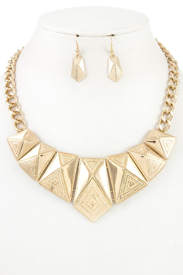 Faceted triangle metal link bib necklace set