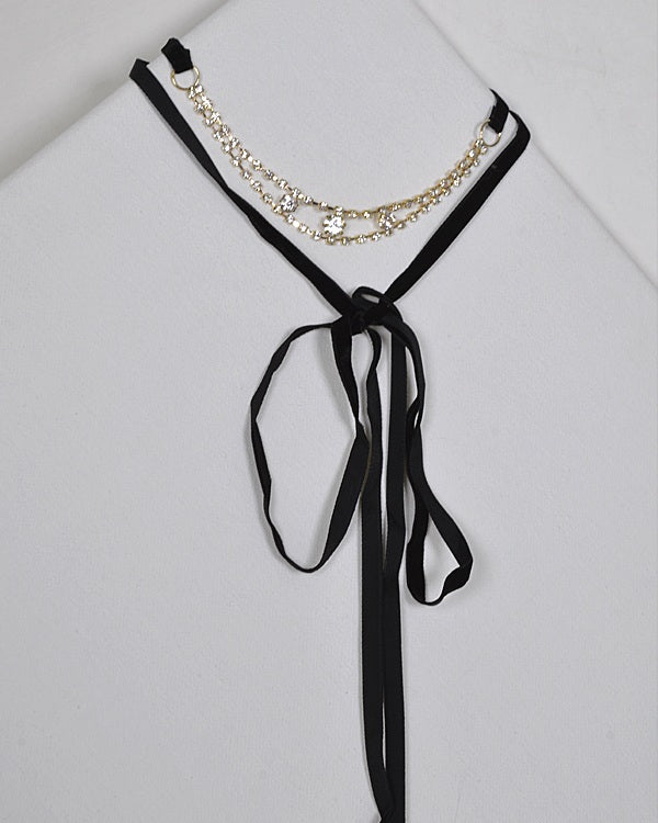 Layered Rhinestone Studded Pendant and Tie Up Pattern Choker Necklace