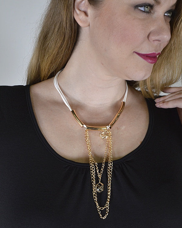 Crystal and Rolo Chain Embellished Necklace