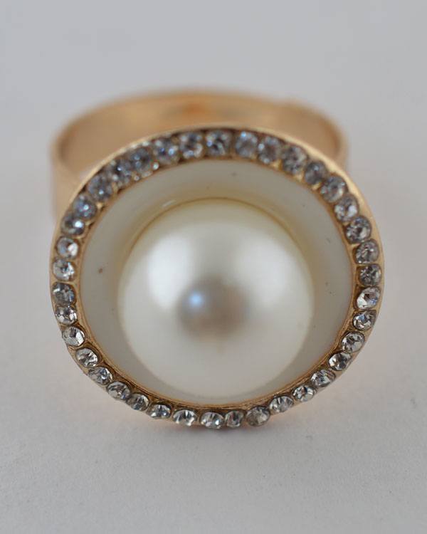 Faux Pearl Rhinestone Ring