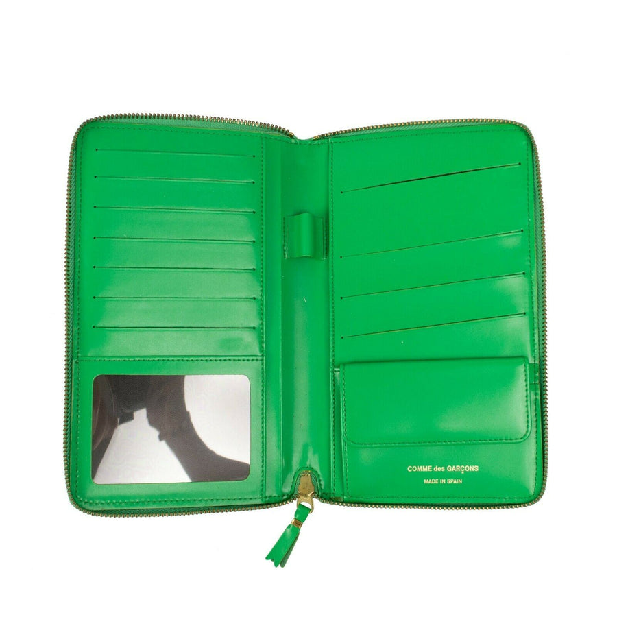 Leather Travel Organizer Wallet - Green