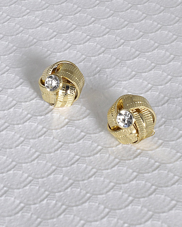 Textured Pattern Stud Earrings