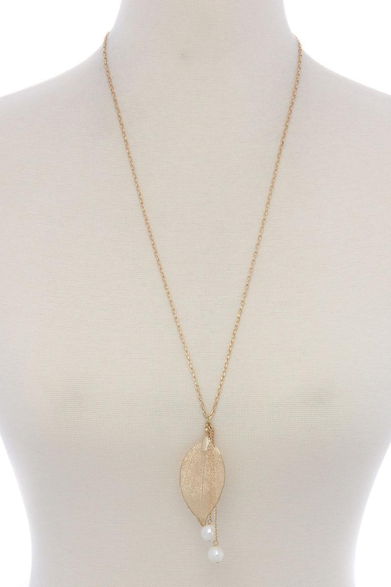 Leaf pearl pendant necklace