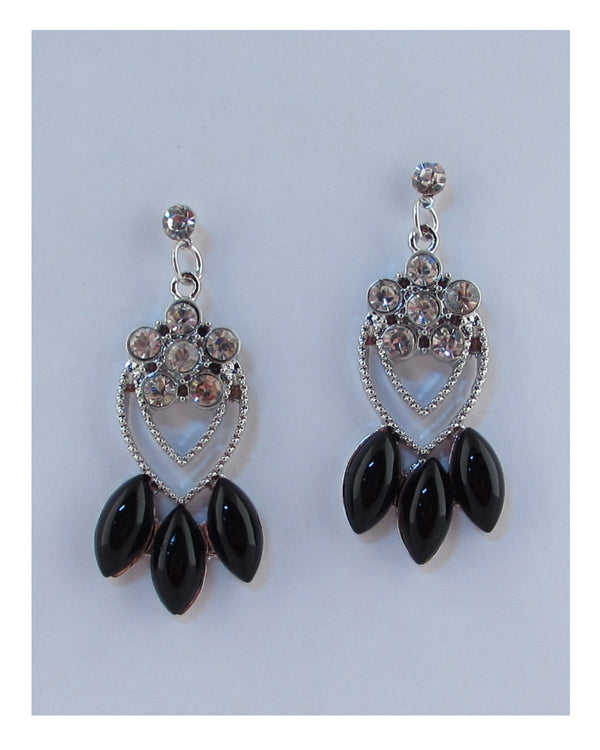 Chandelier drop earrings