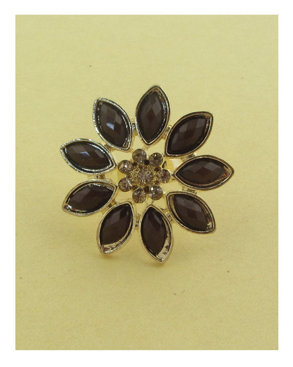 Flower adjustable ring