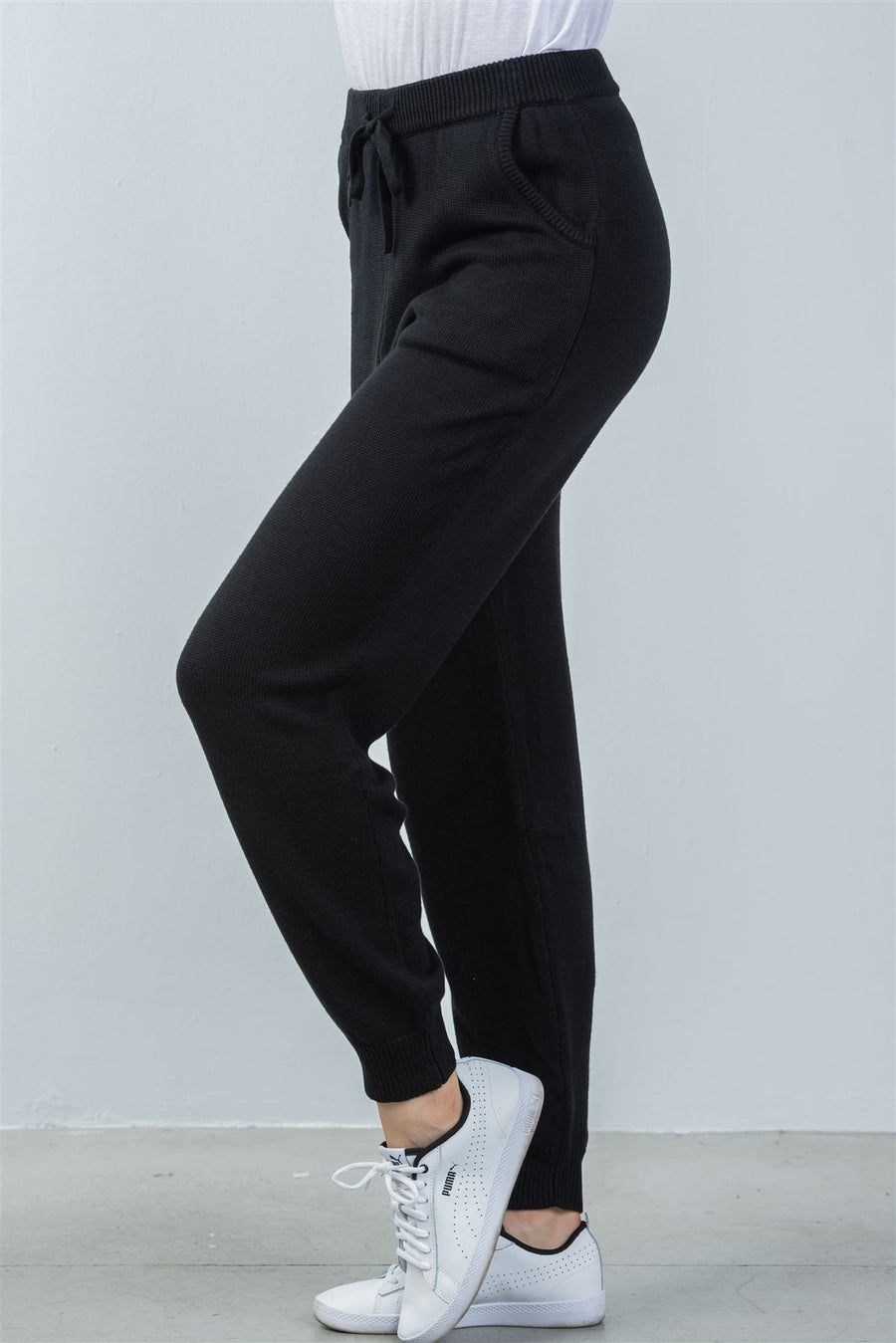 Ladies fashion elasticized ribknit black lounge joggers pants