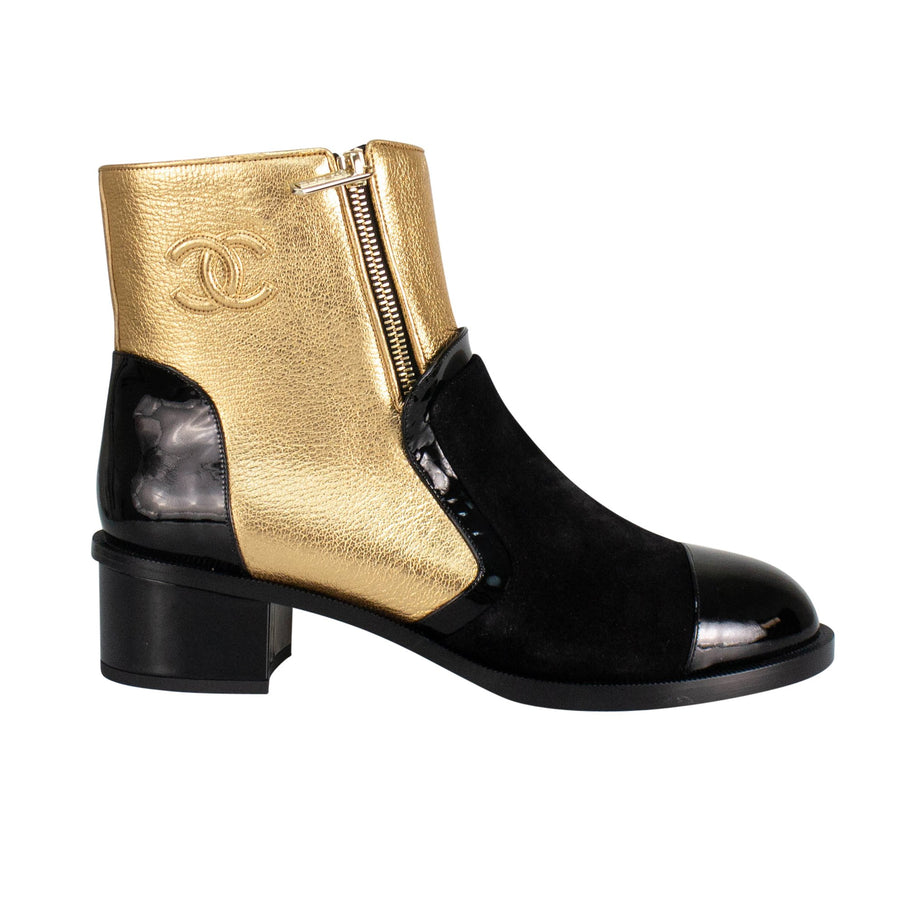 Pebbled And Patent Leather Short Boots - Black / Gold