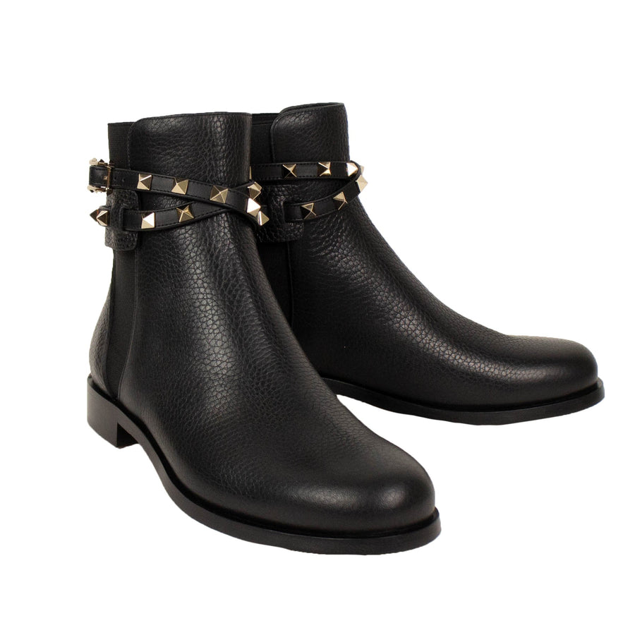 Textured Leather Beatle Ankle Boot - Black