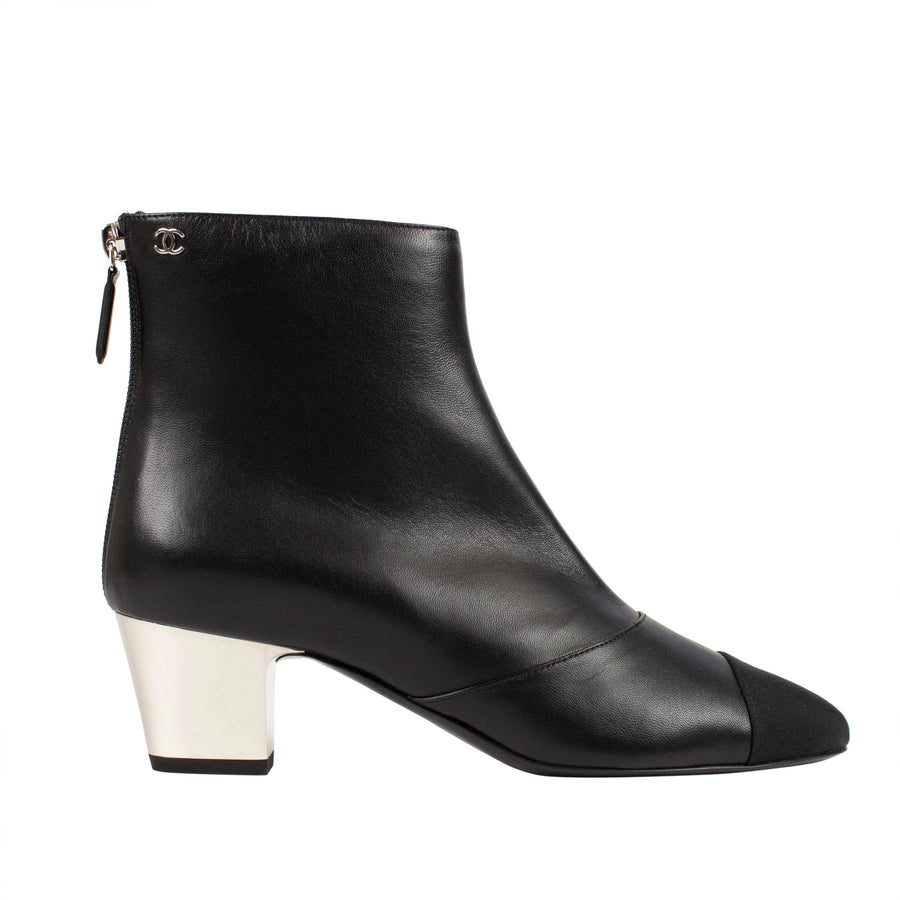 Lambskin Leather And Grosgrain Cap Toe Short Boots - Black