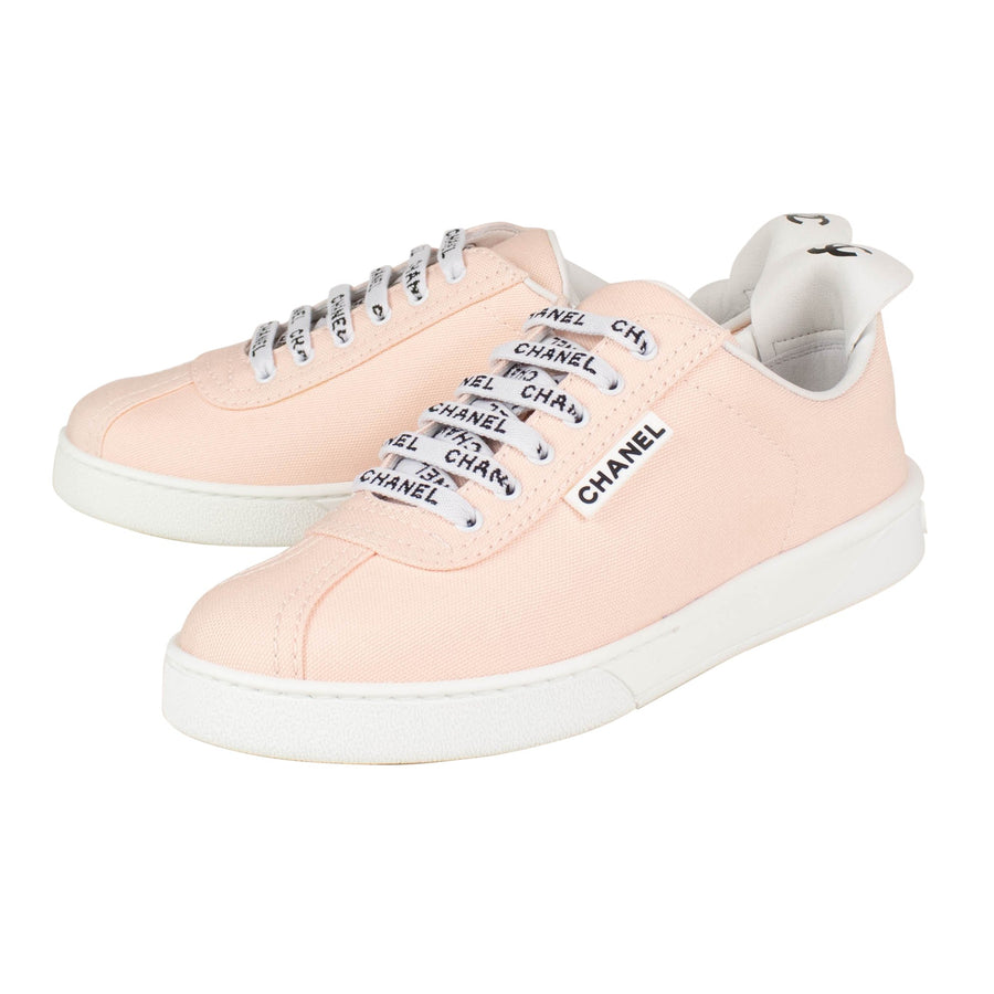 Logo Laces Canvas Sneaker - Light Pink