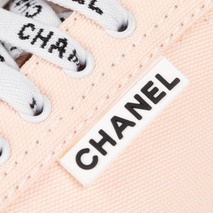 Logo Laces Canvas Sneaker - Light Pink