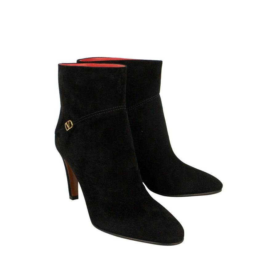 Suede V Logo Ankle Boots Heels - Black