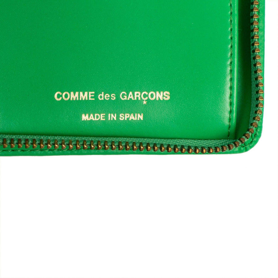 Leather Cardholder Zip Around Wallet - Green